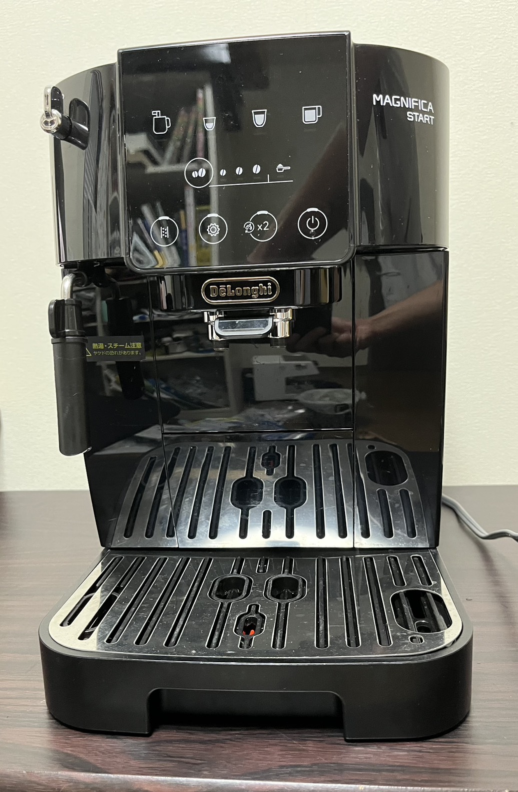 デロンギ マグニフィカ スタート正面外観